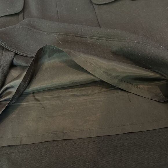 Chelsea and Theodore black skirt with three pockets in front size 14 - Picture 7 of 10